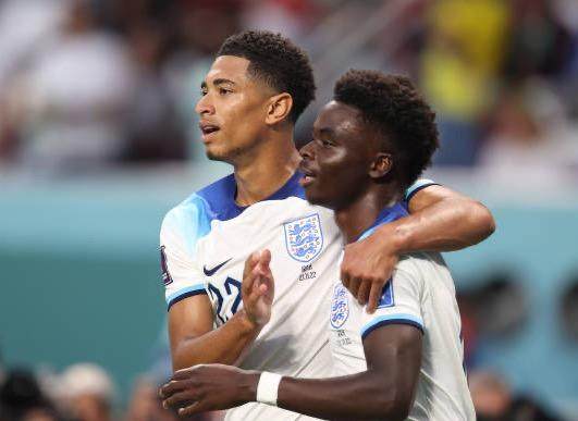 萨卡：我们回敬了质疑 贝林厄姆：胜利可以减轻压力